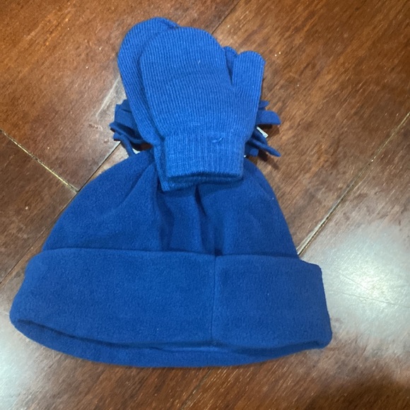 Awesome Boys Blue Hat and Mitten Set NWT - Picture 2 of 2